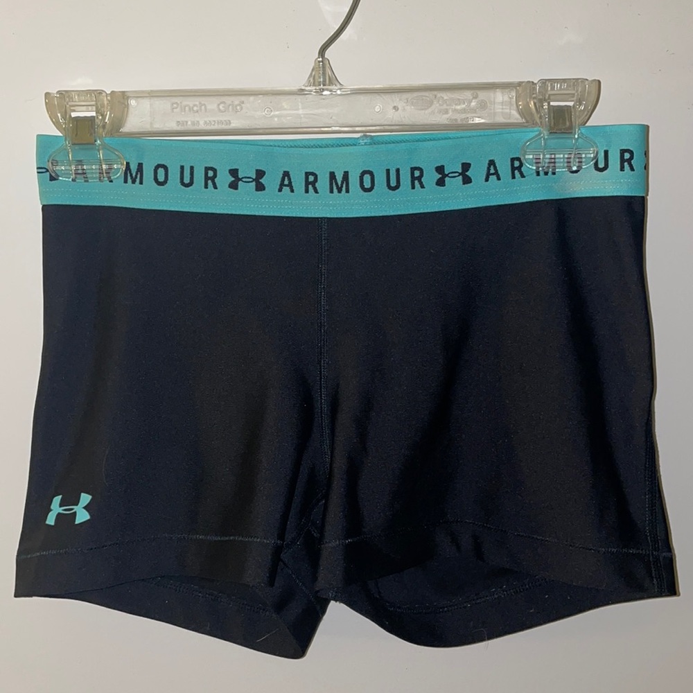 Women's Under Armour Spandex Shorts - XS